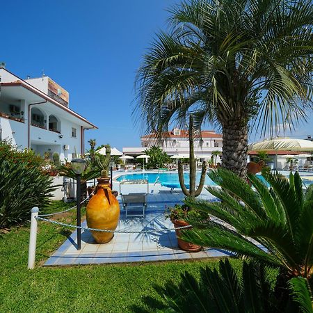 Hotel Damanse Santa Domenica  Kültér fotó